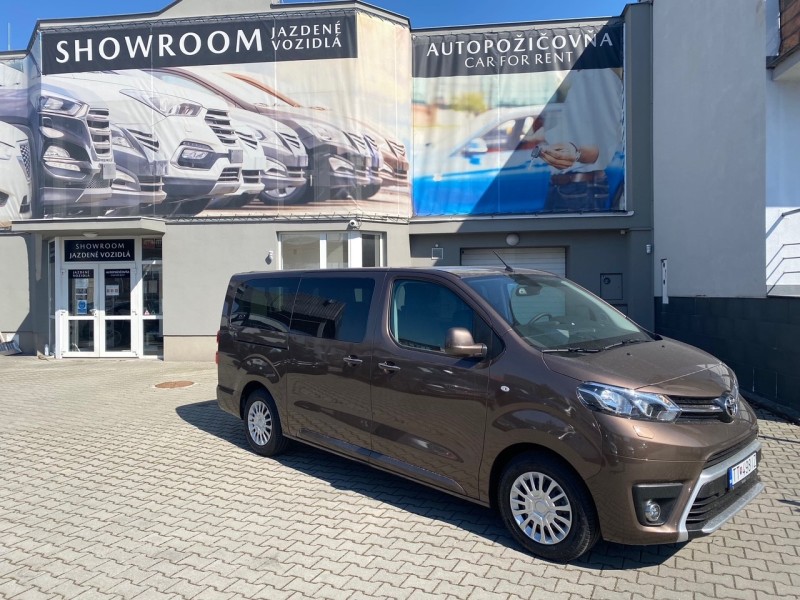 Toyota Proace 8MIEST AUTOMAT